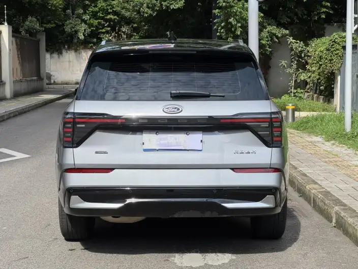Ford Edge 2025 Model Ford Edge L 2.0T EcoBoost E Hybrid 4WD VII seat Supreme Model – фото 6