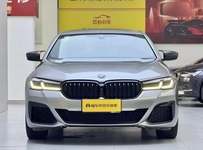 BMW 5 Series Imported 2021 Model 540i Fashion edition M Sports Set – фото 2