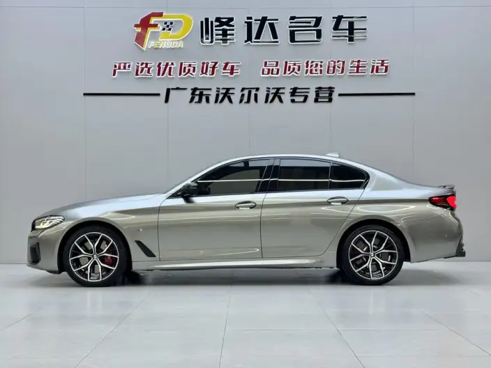 BMW 5 Series Imported 2021 Model 540i Fashion edition M Sports Set – фото 3