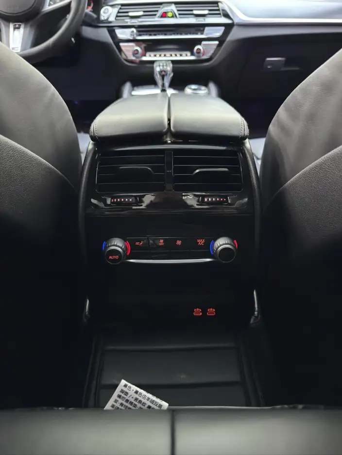 BMW 5 Series Imported 2021 Model 540i Fashion edition M Sports Set – фото 6
