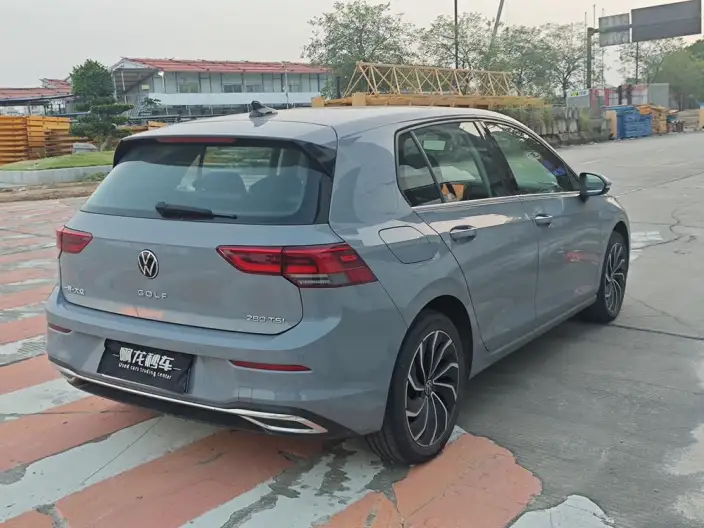 Volkswagen Golf 2021 Model 280TSI DSG Pro – фото 5