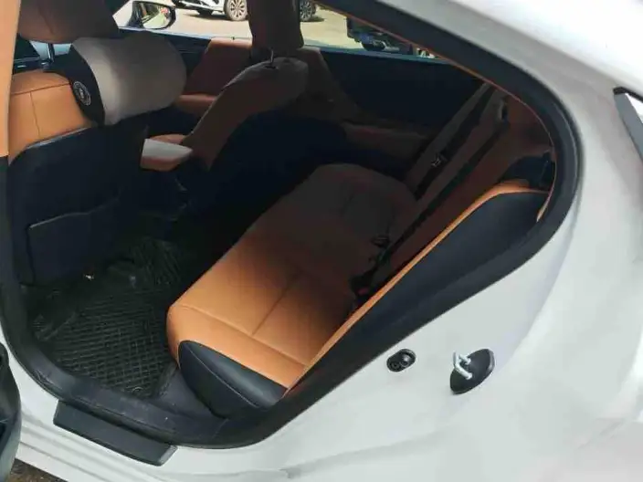 Lexus ES 2021 Model 200 Superior Edition – фото 9