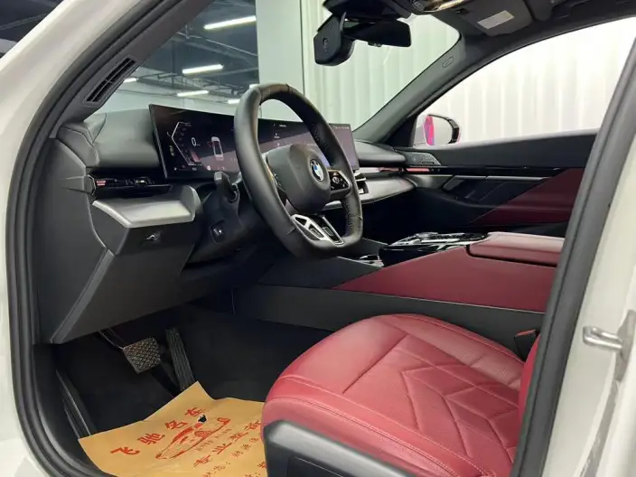 BMW 5 Series 2024 Model 525Li M Sports Set – фото 8