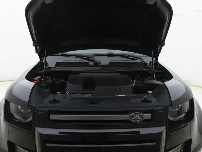Land Rover Defender 2023 Model Facelift 110 P400 X-Dynamic HSE – фото 8
