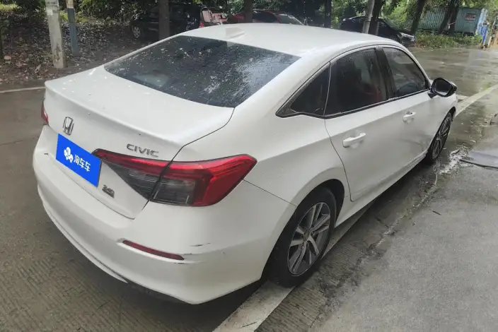 Honda Civic 2023 Model 240TURBO CVT Momentum Edition – фото 3