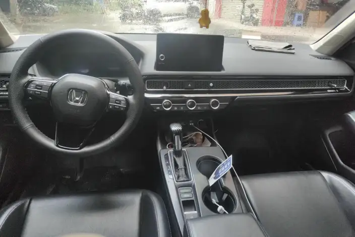 Honda Civic 2023 Model 240TURBO CVT Momentum Edition – фото 13