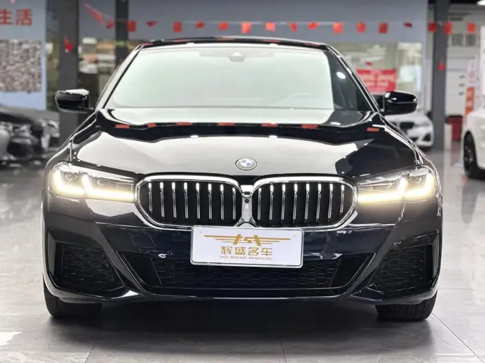 BMW 5 Series 2022 Model Facelift 530Li Exclusive Model M Sports Set – фото 2