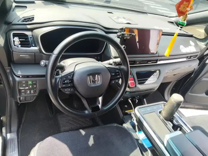 Honda Elysion 2024 Model 2.0L e:HEV Deluxe Edition – фото 6