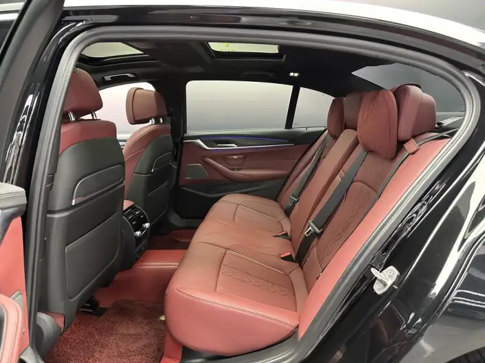 BMW 5 Series 2022 Model Facelift 530Li Exclusive Model M Sports Set – фото 8