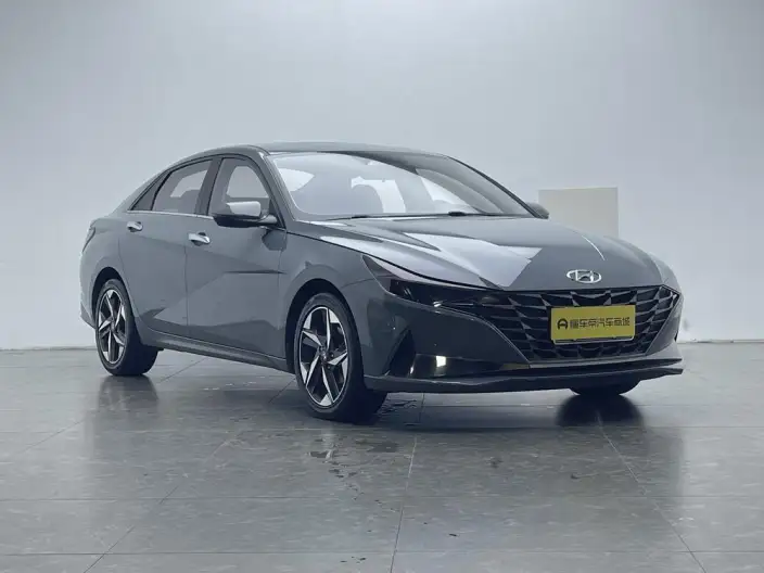 Hyundai Ioniq 2021 Model 1.5L CVT LUX Premium Edition – фото 3
