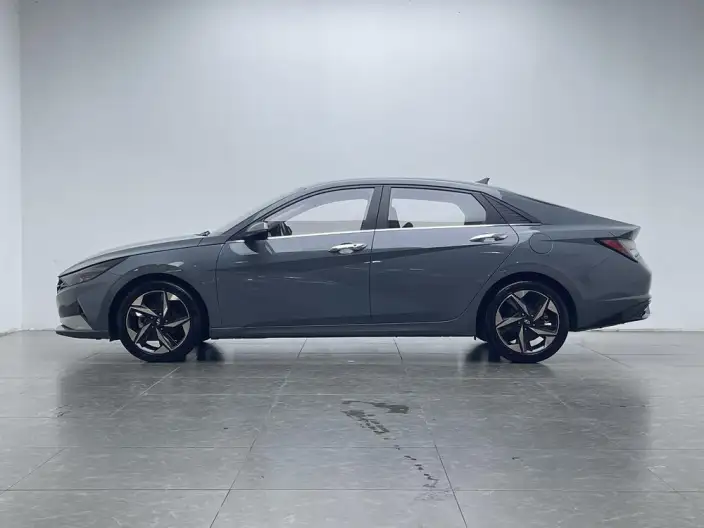 Hyundai Ioniq 2021 Model 1.5L CVT LUX Premium Edition – фото 4