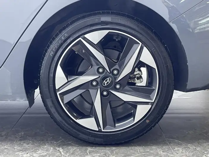 Hyundai Ioniq 2021 Model 1.5L CVT LUX Premium Edition – фото 9