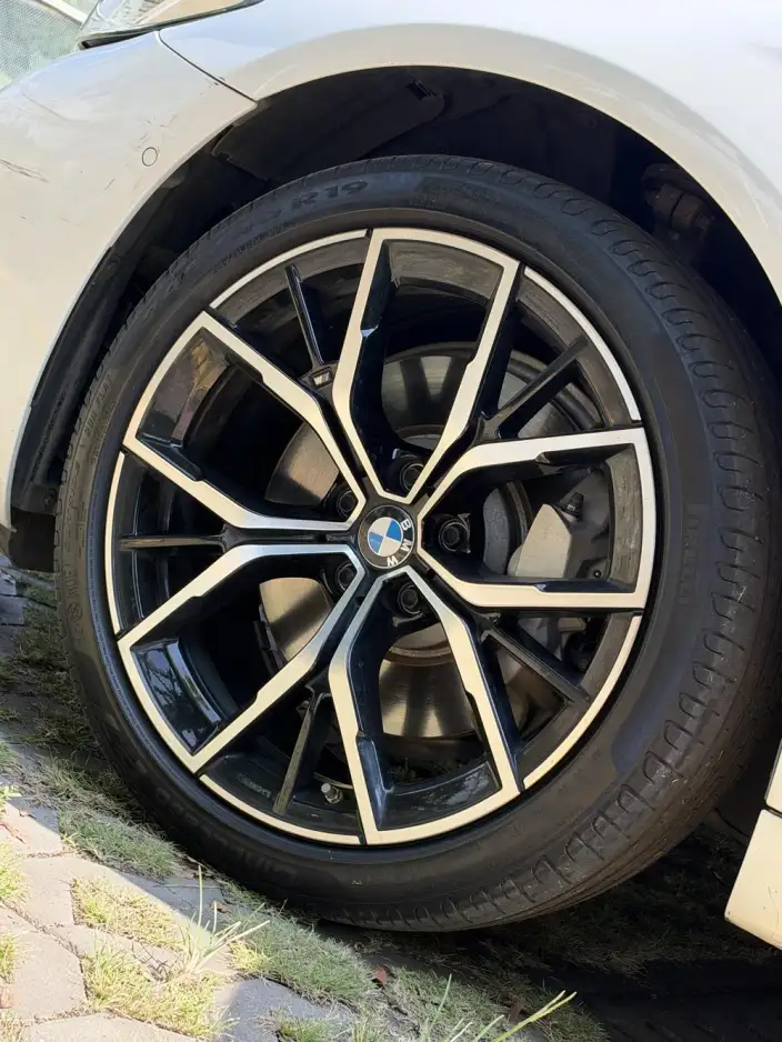 BMW 5 Series 2021 Model Facelift 530Li Exclusive Model M Sports Set – фото 8