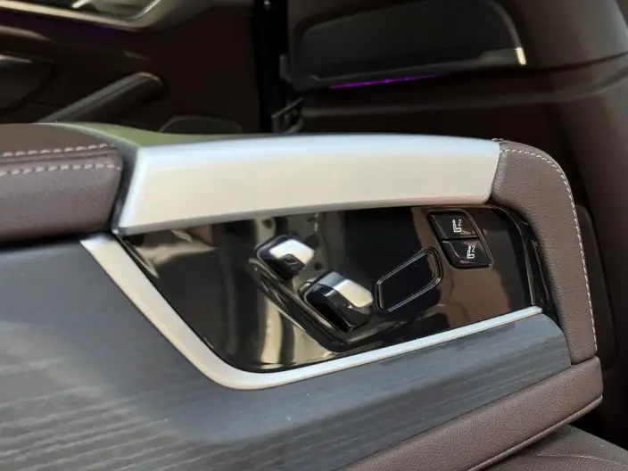BMW 5 Series 2021 Model Facelift 530Li Exclusive Model M Sports Set – фото 10