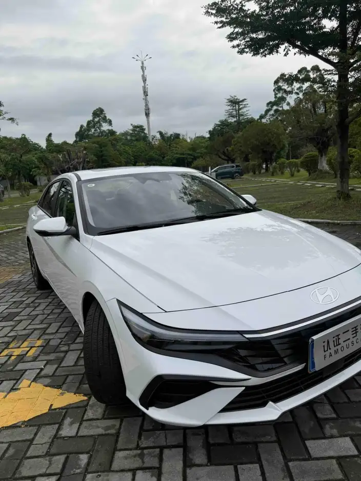 Hyundai Ioniq 2023 Model 1.5L CVT LUX Premium Edition – фото 9