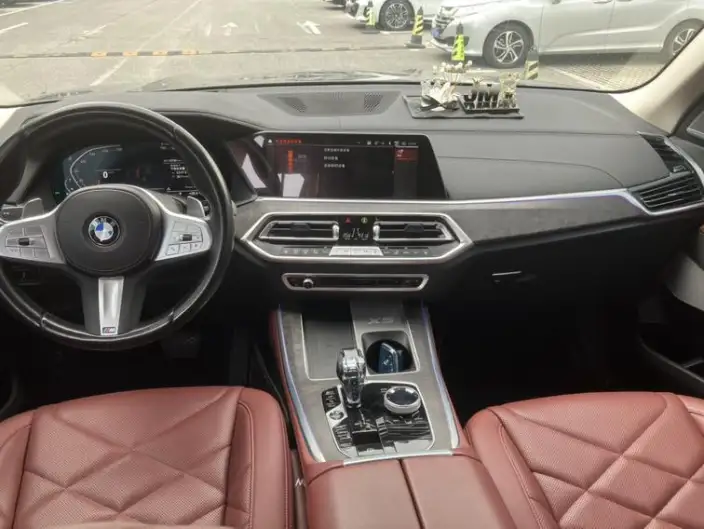 BMW X5 2023 Model xDrive30Li Exclusive Model M Sports Set – фото 8