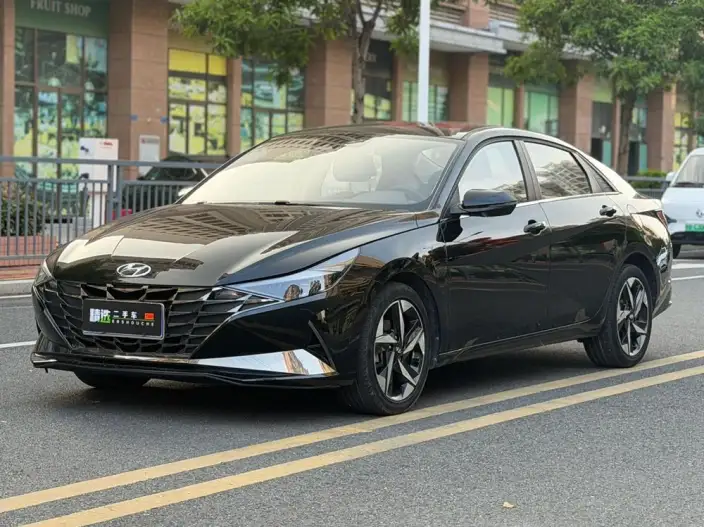 Hyundai Ioniq 2021 Model 1.5L CVT LUX Premium Edition – фото 1