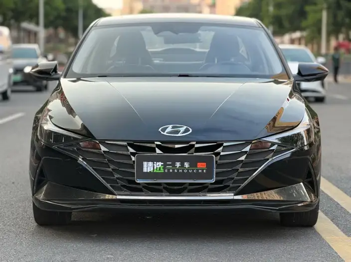 Hyundai Ioniq 2021 Model 1.5L CVT LUX Premium Edition – фото 2