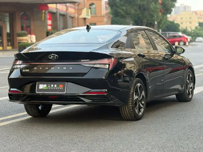 Hyundai Ioniq 2021 Model 1.5L CVT LUX Premium Edition – фото 7