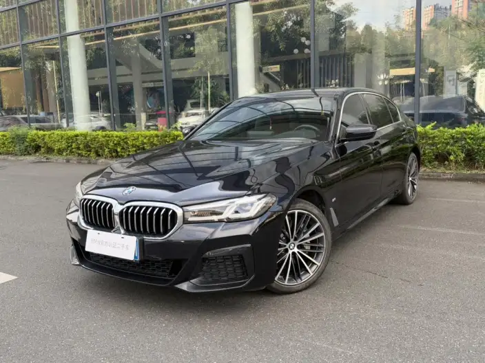 BMW 5 Series 2022 Model Facelift II 530Li Leading Model M Sports Set – фото 1