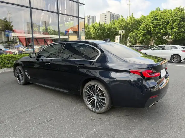 BMW 5 Series 2022 Model Facelift II 530Li Leading Model M Sports Set – фото 5