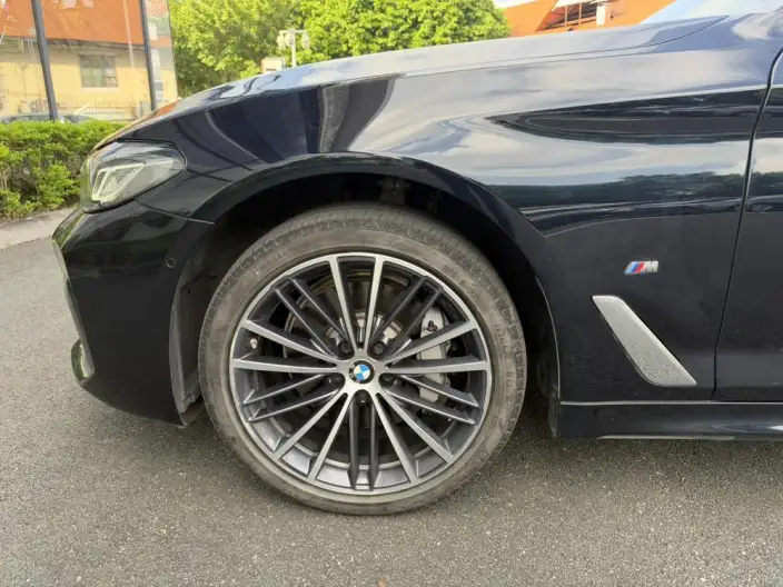 BMW 5 Series 2022 Model Facelift II 530Li Leading Model M Sports Set – фото 9