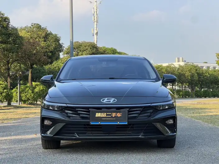 Hyundai Ioniq 2023 Model 1.5L CVT GLX Elite Edition – фото 2