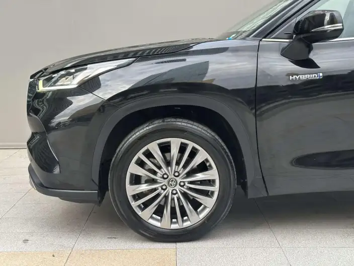 Toyota Highlander 2022 Model Hybrid 2.5L 2WD Premium Edition 7 seat – фото 7