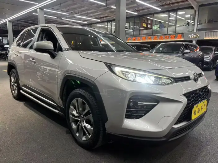 Toyota Wildlander 2022 Model 2.0L 4WD Deluxe Edition – фото 3