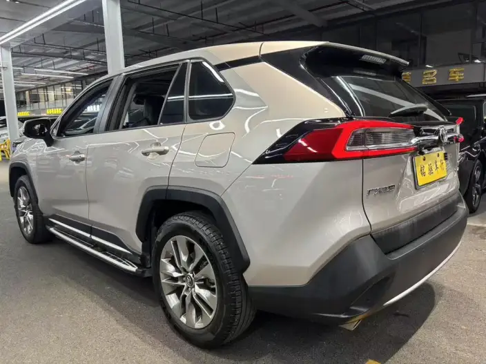 Toyota Wildlander 2022 Model 2.0L 4WD Deluxe Edition – фото 5