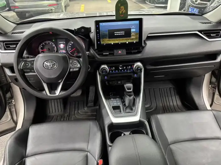 Toyota Wildlander 2022 Model 2.0L 4WD Deluxe Edition – фото 9