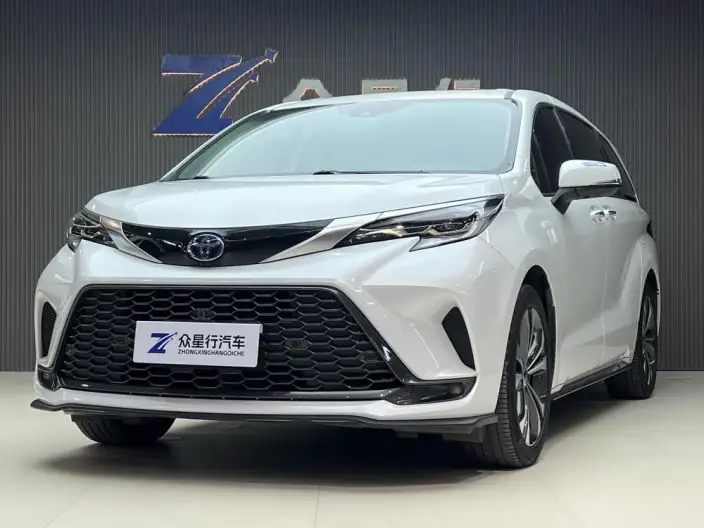 Granvia 2022 Model 2.5L Hybrid Premium Edition – фото 1