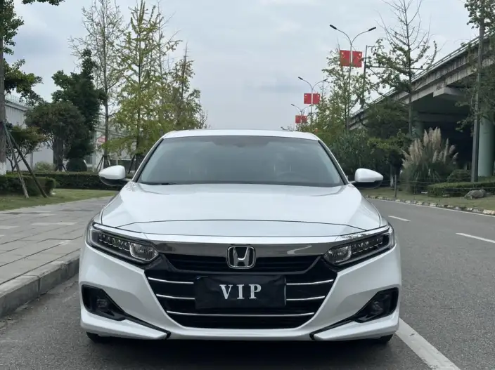 Honda Accord 2022 Model 260TURBO Deluxe Edition – фото 2