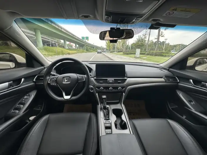 Honda Accord 2022 Model 260TURBO Deluxe Edition – фото 10