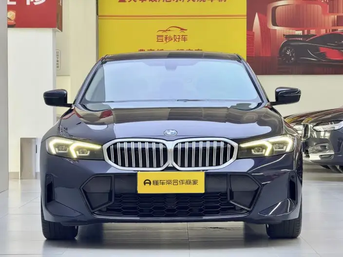 BMW 3 Series 2023 Model 320Li M Sports Set – фото 2