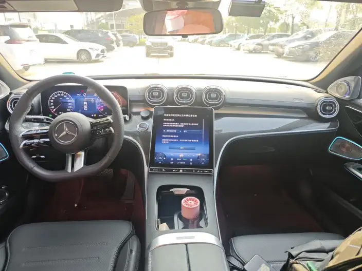 Mercedes-Benz C-Class 2025 Model C 260 L Sports Edition – фото 7