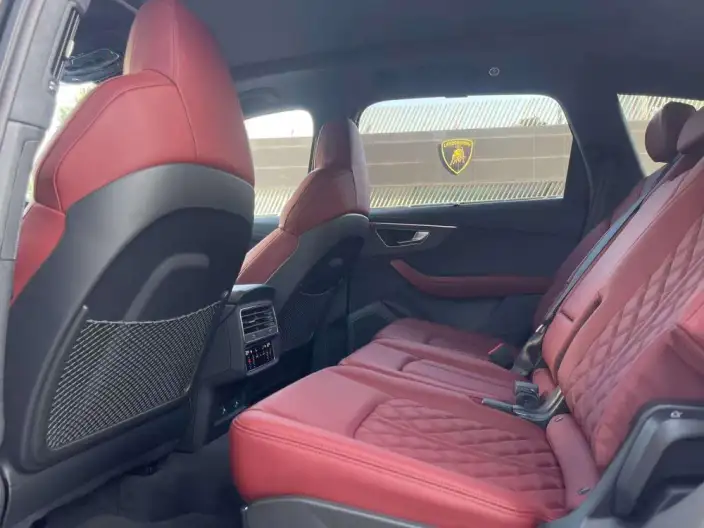 AUDI SQ7 2024 Model 4.0 TFSI – фото 9