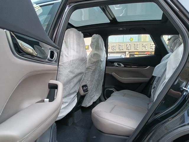 Geely Boyue L 2025 Model 4th Generation 1.5TD DCT Qicheng – фото 6