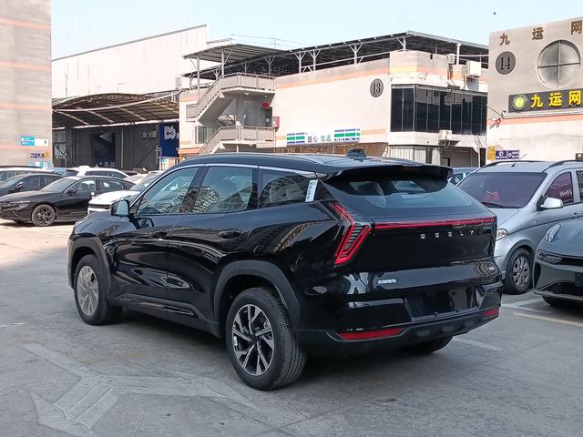 Geely Boyue L 2025 Model 4th Generation 1.5TD DCT Qicheng – фото 8