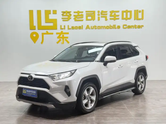 Toyota RAV4 2022 Model 2.0L CVT 2WD Fashion edition – фото 1