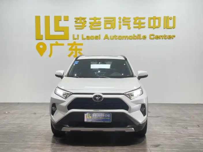 Toyota RAV4 2022 Model 2.0L CVT 2WD Fashion edition – фото 2