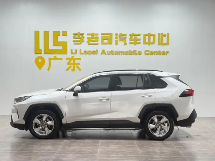 Toyota RAV4 2022 Model 2.0L CVT 2WD Fashion edition – фото 4