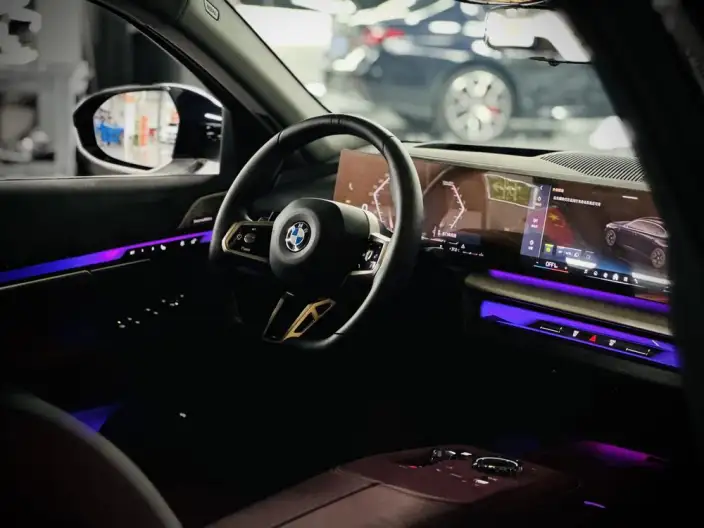 BMW 5 Series 2025 Model 530Li Exclusive Model M Sports Set – фото 6