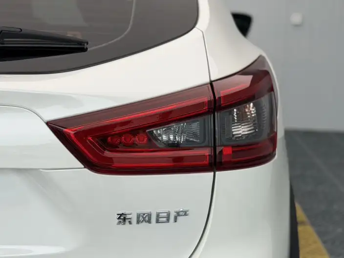 Nissan Qashqai 2022 Model 2.0L XV Prem. Deluxe Edition – фото 10