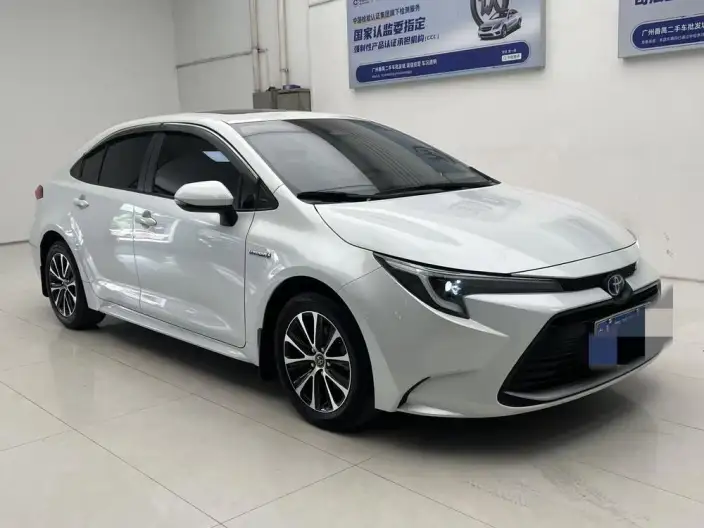 Toyota Levin 2023 Model Hybrid 1.8L Deluxe Edition – фото 3