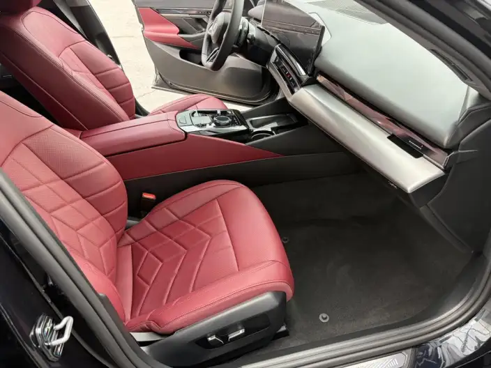 BMW 5 Series 2025 Model Facelift 530Li Leading Model M Sports Set – фото 7