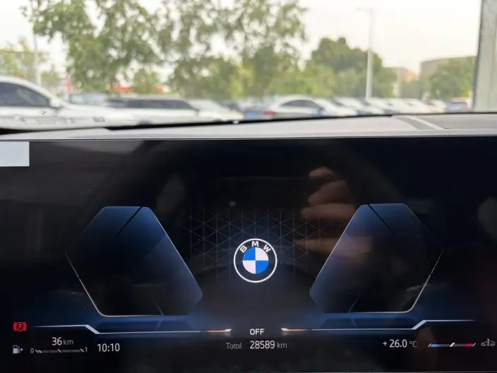 BMW 5 Series 2025 Model Facelift 530Li Leading Model M Sports Set – фото 10