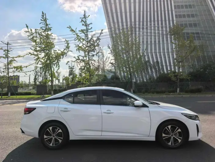 Nissan Sylphy 2023 Model 1.6L CVT Yuexiang Edition – фото 7