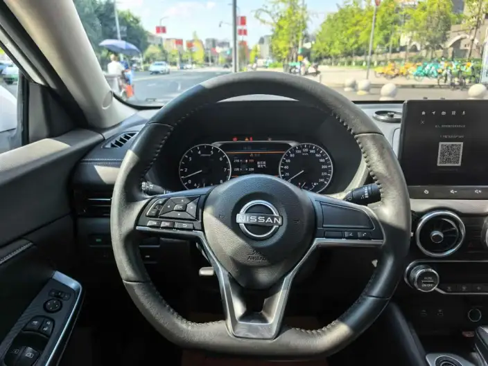 Nissan Sylphy 2023 Model 1.6L CVT Yuexiang Edition – фото 11