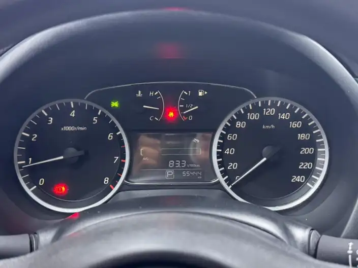 Nissan Sylphy 2022 Model Classic 1.6 XL CVT Deluxe Edition – фото 11
